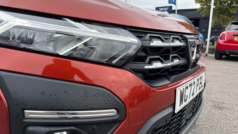 Dacia Jogger 1.0 TCe Extreme SE 5dr Petrol Estate